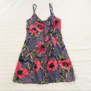 🌸👗 Floral dresses (Abercrombie, Gilly Hicks)